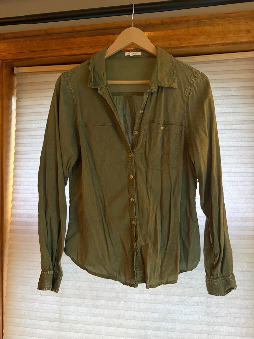 Maurices Olive Green Woman’s Button-Up Shirt L bit more like a M 0230